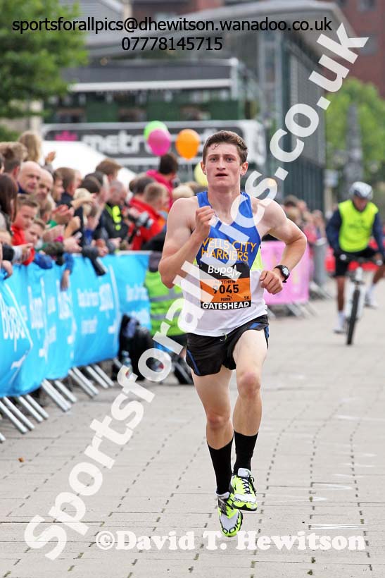 Matthew Ickinson finishing 3rd in the BUPA Great North 5k. Photo: David T. Hewitson/Sports for All Pics